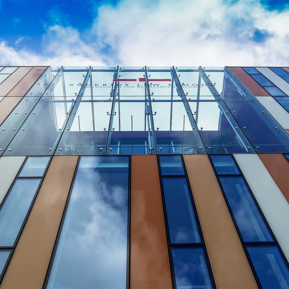 Aussenansicht der Bibliothek der Bucerius Law School in Hamburg