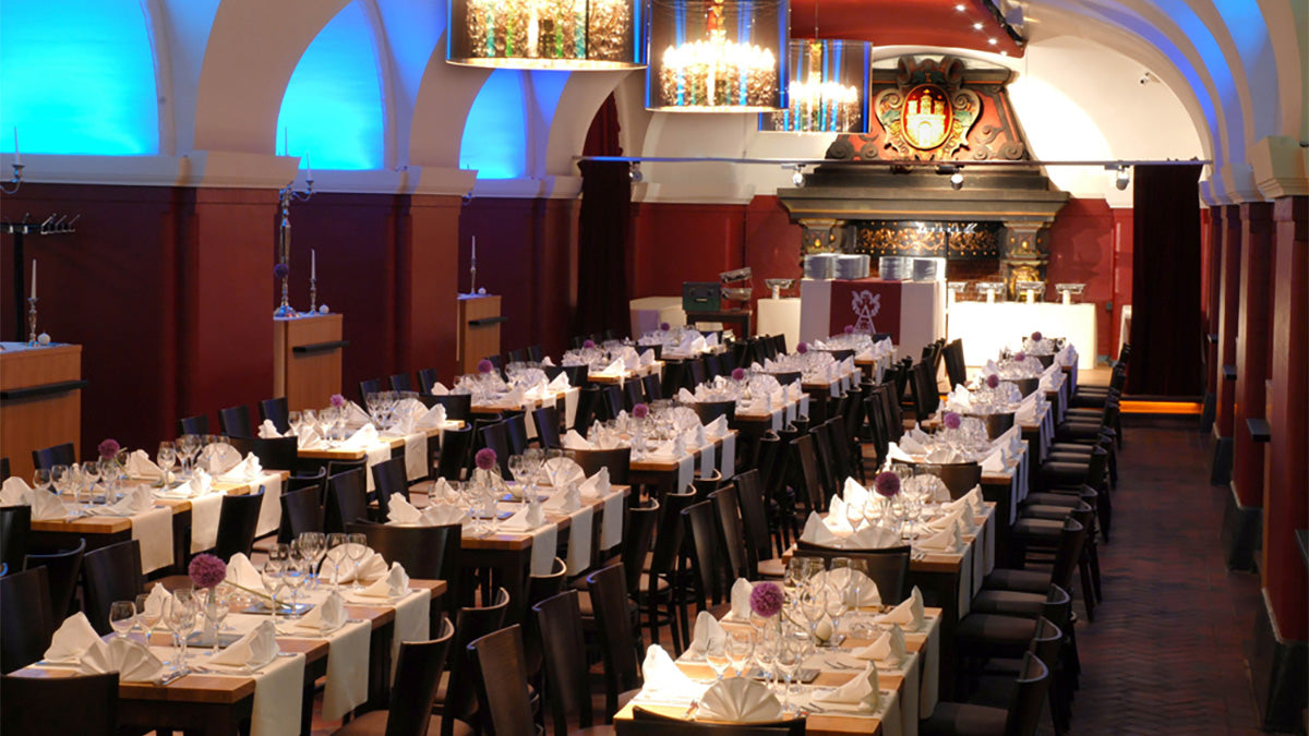 Innenraum des Restaurants Parlament in Hamburg